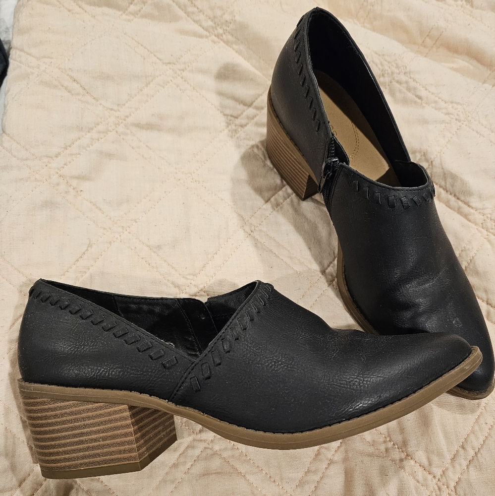 Maurices Black Bootie Women's Size 9
